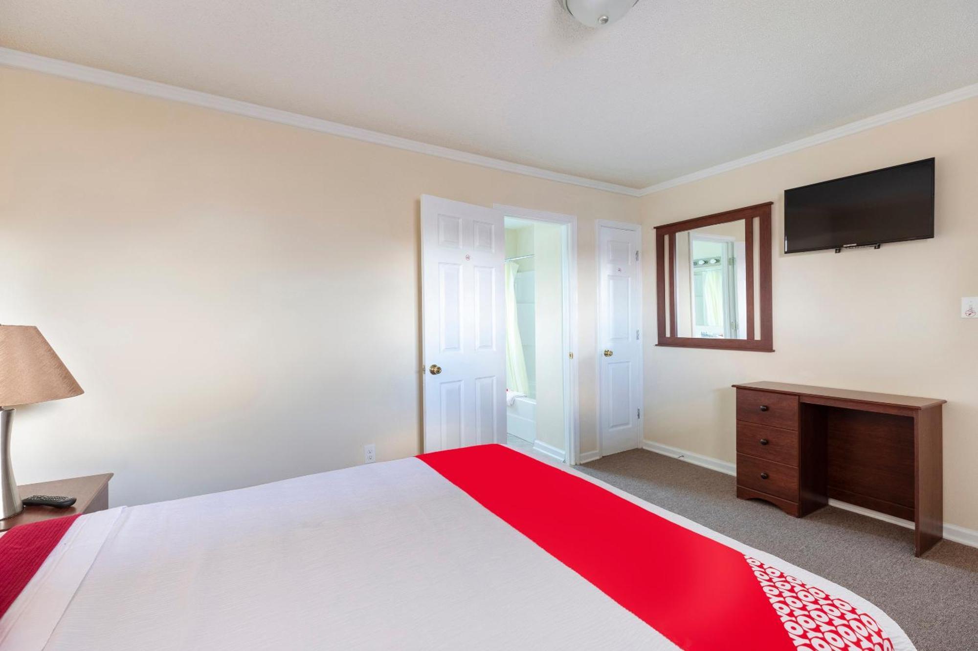 Oyo Hotel Cave City Ky Bagian luar foto