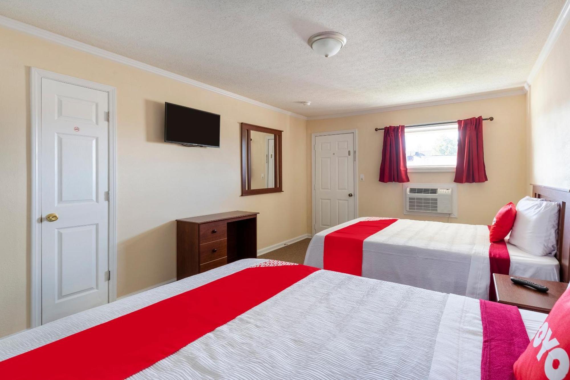 Oyo Hotel Cave City Ky Bagian luar foto