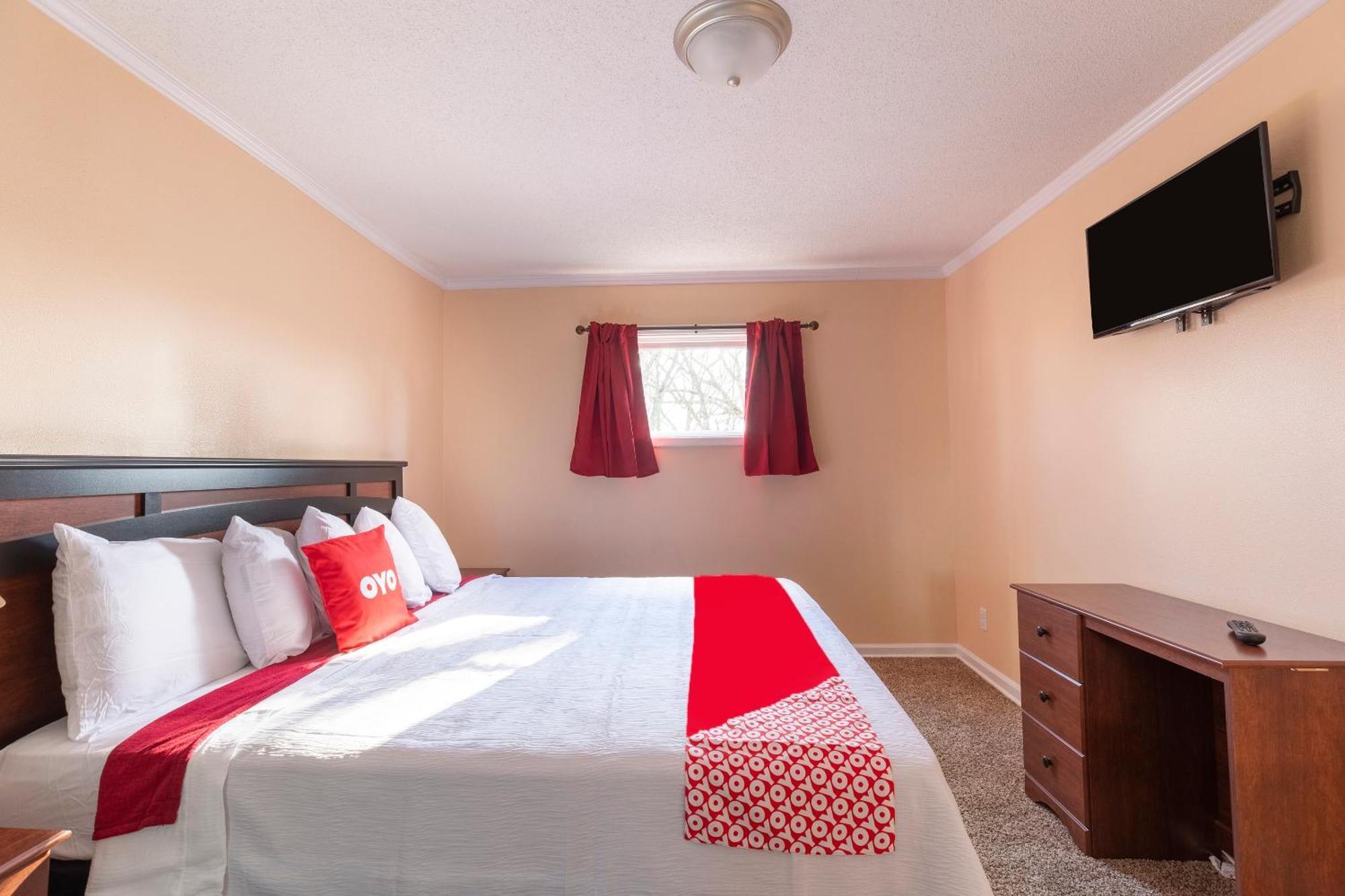 Oyo Hotel Cave City Ky Bagian luar foto